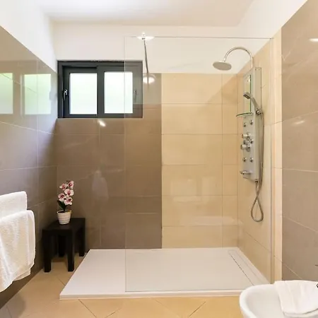 Casa Mia, A Dream Spot With Heated Pool Вилла Арку-да-Кальета