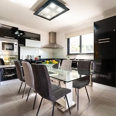 Casa Mia, A Dream Spot With Heated Pool Βίλα Arco da Calheta (Madeira)